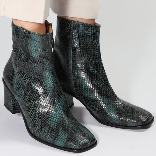 Frederikke Snake Green