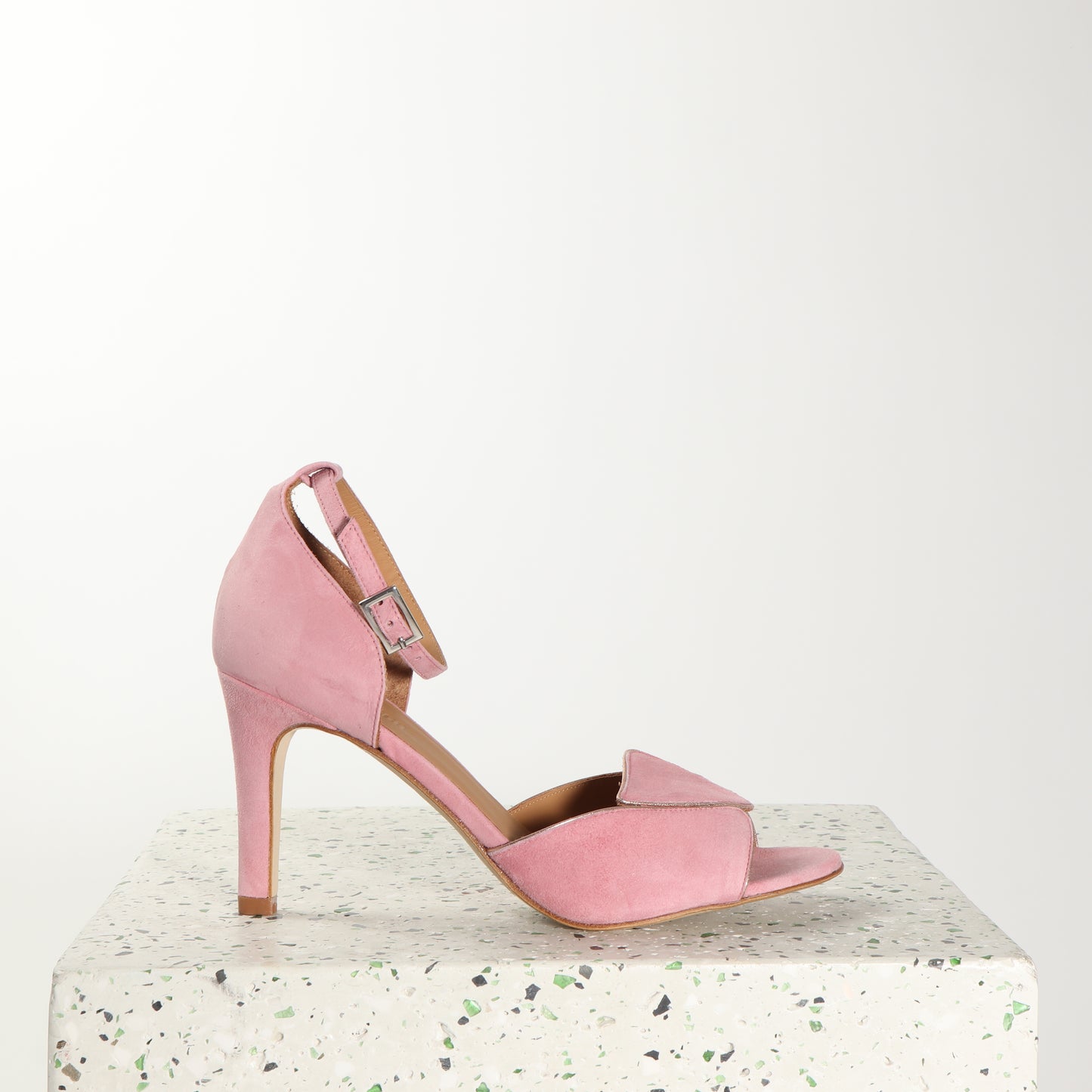 Gabby Suede Rose