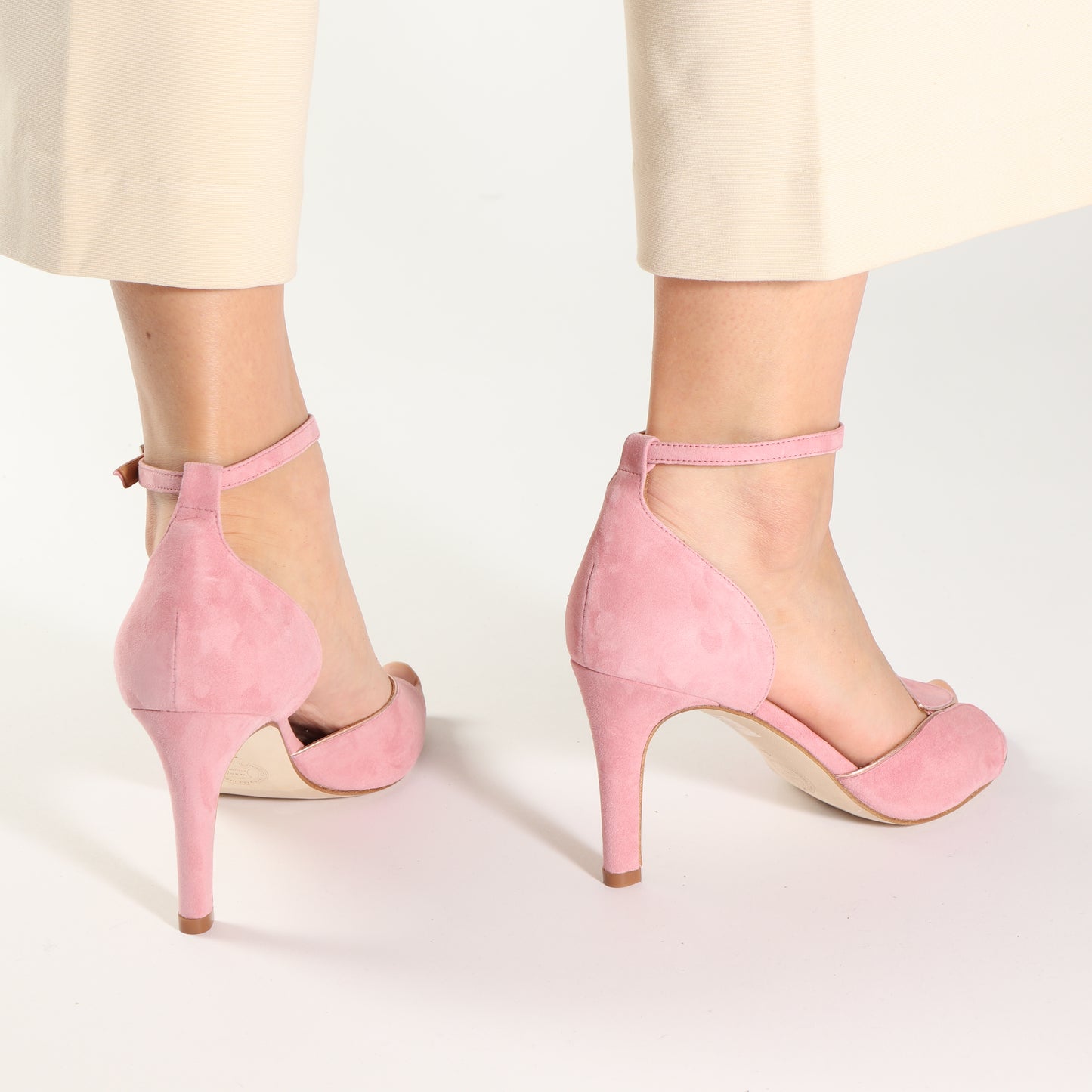 Gabby Suede Rose