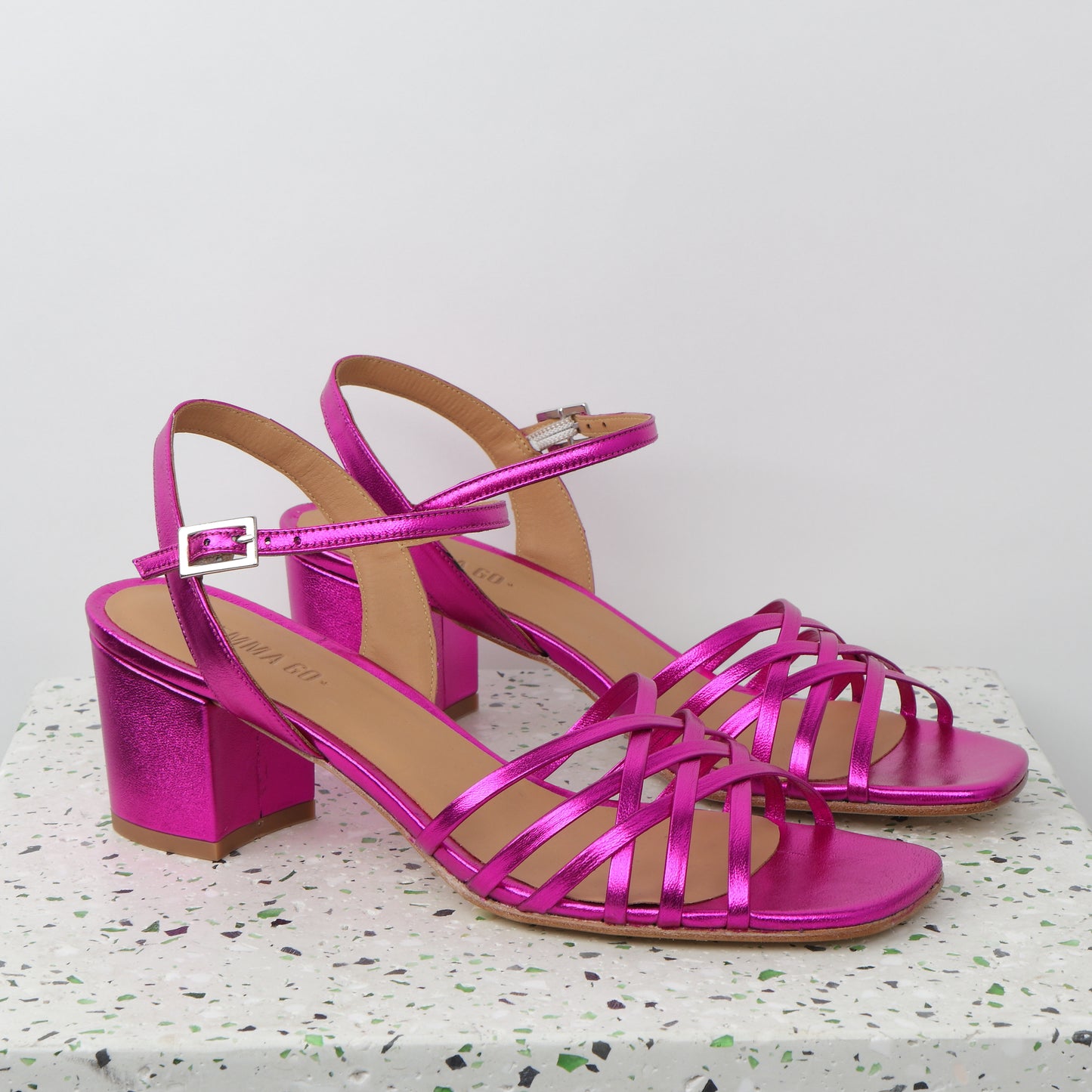 Katrina Metal Hot Pink