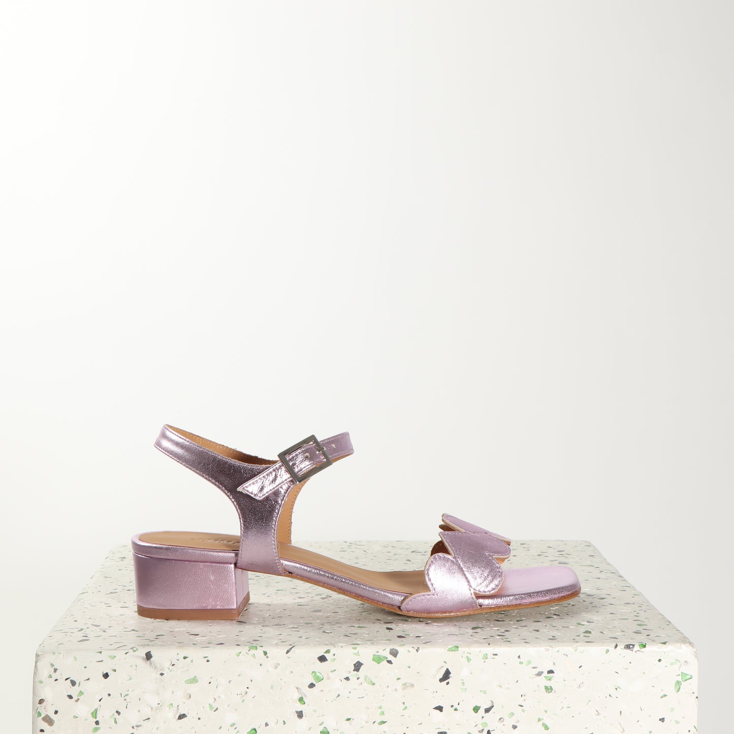 Poppy Metal Pink