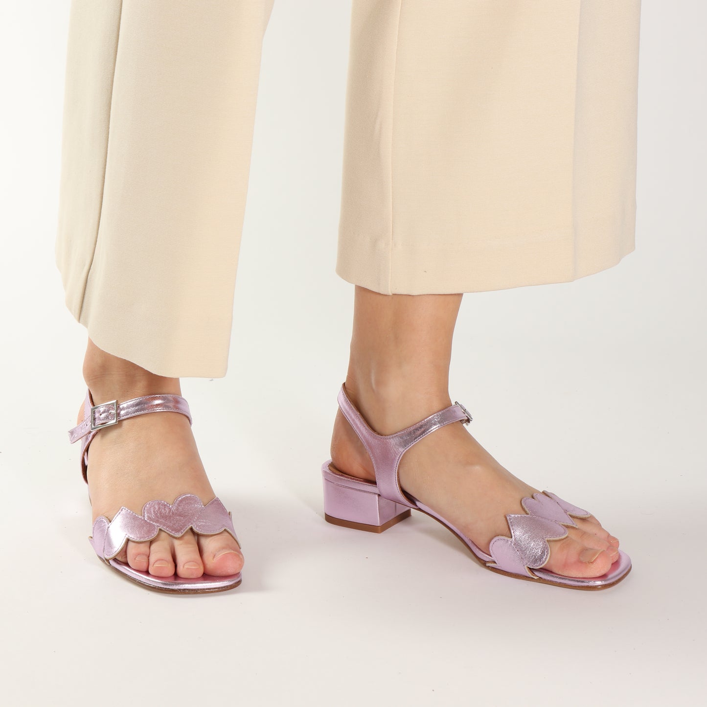 Poppy Metal Pink