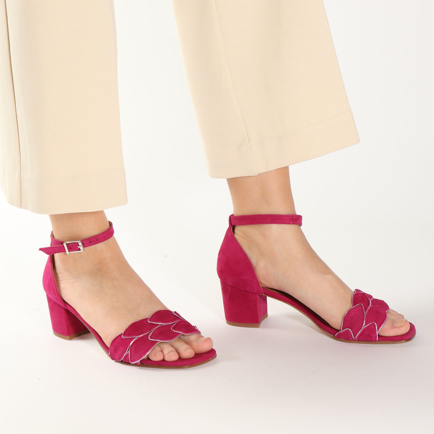 Zoe Suede Cherry