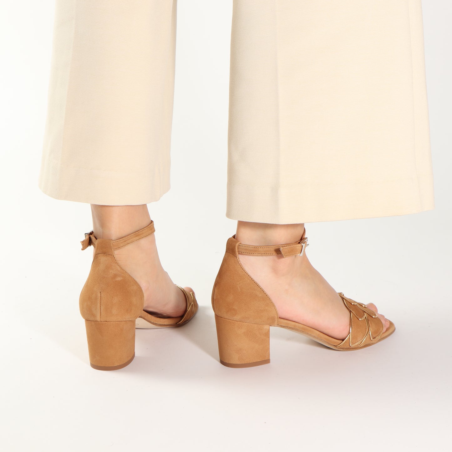 Zoe Suede Tan - last pairs 36, 37