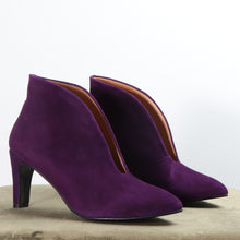 Load image into Gallery viewer, Aya Suede Purple - last pairs 37, 38, 39 - Emma Go Shoes
