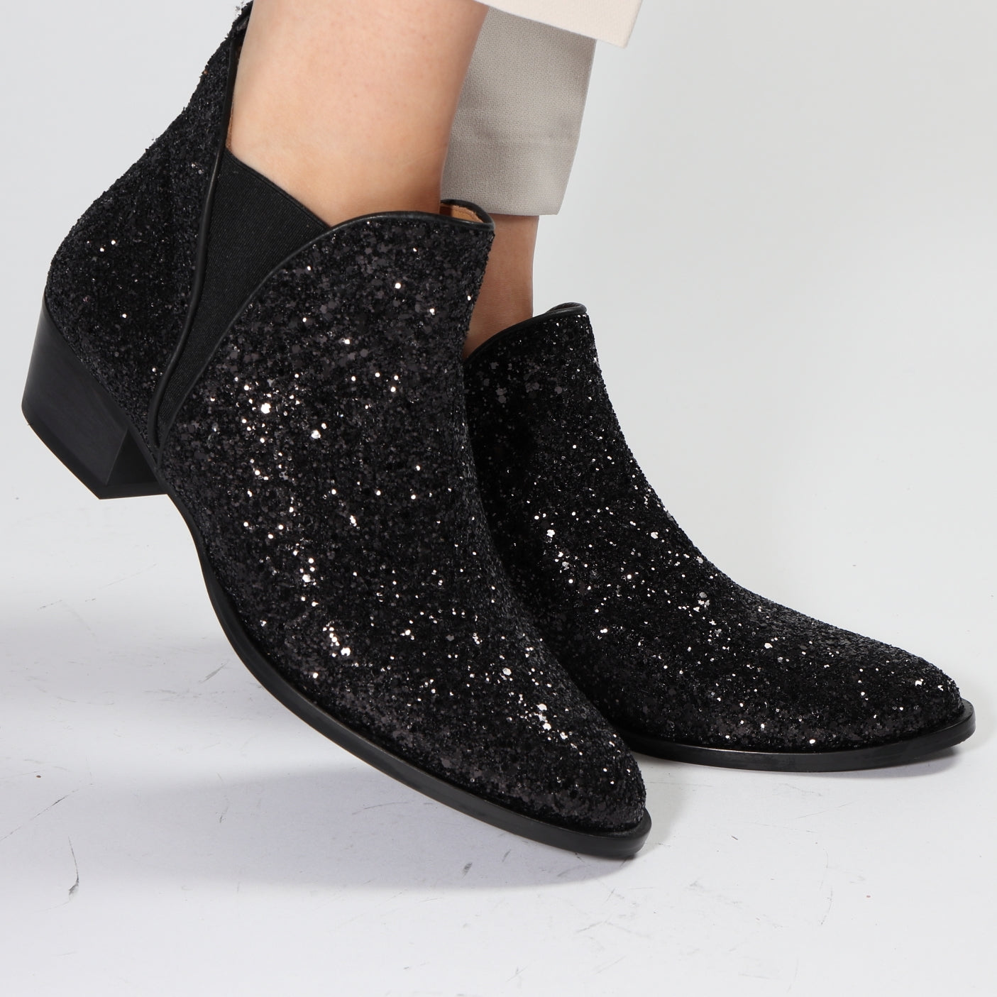 Black sequin shoes low heel Clearance