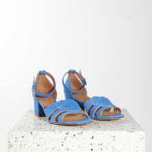 Load image into Gallery viewer, Molly Suede Blue - last pairs 39, 40
