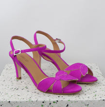 Load image into Gallery viewer, SELENA Suede Neon Fuxia &amp; Nappa Gold

