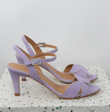Load image into Gallery viewer, SELENA Suede Lavender &amp; Nappa Gold
