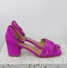 Load image into Gallery viewer, ZOE Suede Neon Fuxia &amp; Nappa Gold
